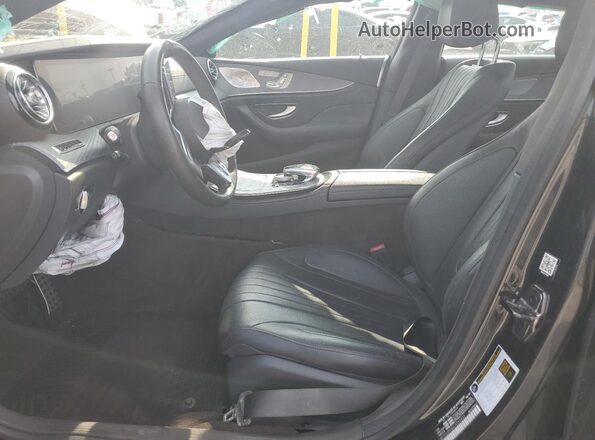 WDD2J5KB0LA052833 2020 MERCEDES-BENZ CLS-CLASS Черный Вид салона спереди