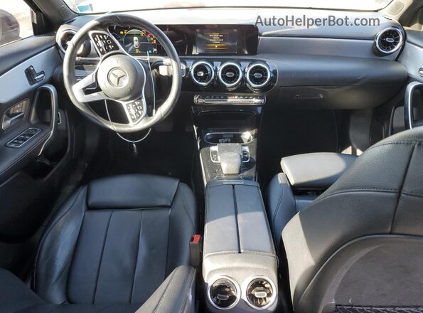 WDD3G4EB6KW036159 2019 MERCEDES-BENZ A Черный Вид панели приборов