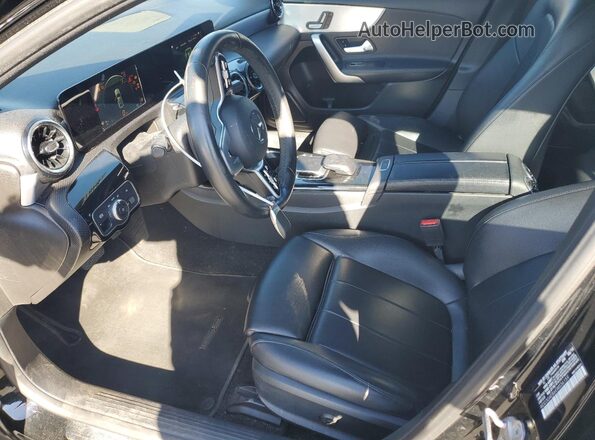 WDD3G4EB6KW036159 2019 MERCEDES-BENZ A Черный Вид салона спереди