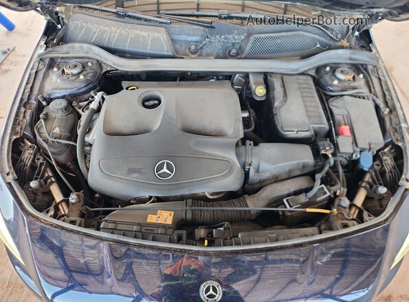 WDDSJ4EB0JN535928 2018 MERCEDES-BENZ CLA-CLASS Black Вид задньої частини салону