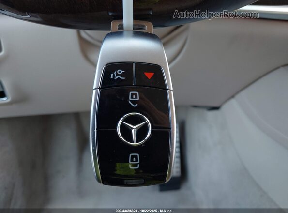 WDDUG8GB7KA475487 2019 MERCEDES-BENZ S-CLASS Белый Вид панели приборов