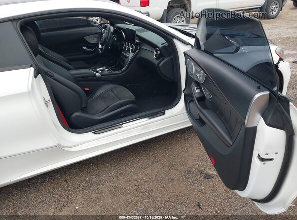 WDDWJ6EB0HF489096 2017 MERCEDES-BENZ AMG C 43 Белый Вид салона спереди