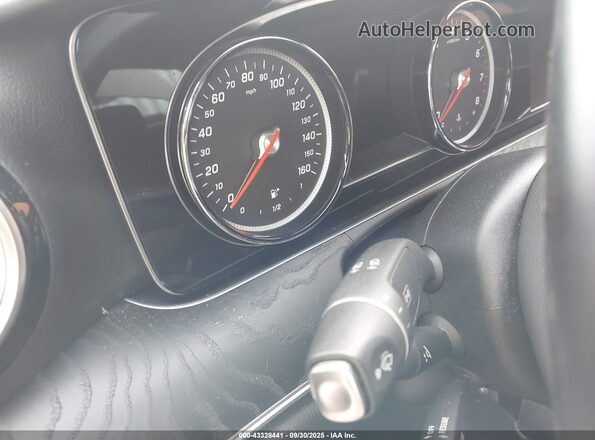 WDDZF4KB3HA142320 2017 MERCEDES-BENZ E-CLASS Черный Вид задних сидений