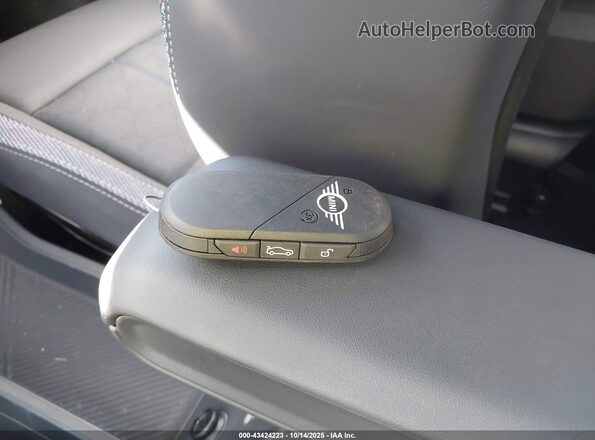 WMW23GD02S2W34451 2025 MINI HARDTOP Green Widok deski rozdzielczej