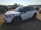 2016 Mini Cooper S Countryman White vin: WMWZC5C50GWU02107