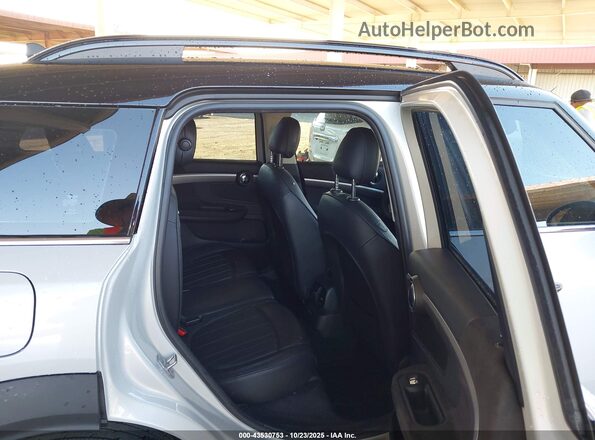 WMZ53BR00M3M34046 2021 MINI COUNTRYMAN Gray Widok tylnych siedzeń