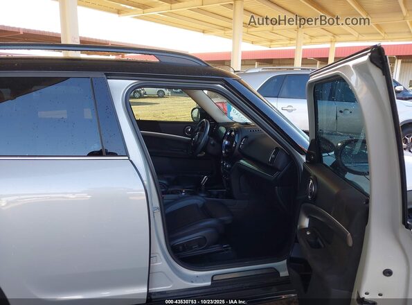 WMZ53BR00M3M34046 2021 MINI COUNTRYMAN Gray Widok wnętrza z przodu