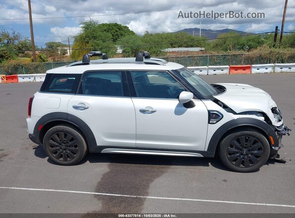 WMZ53BR00R3R35770 2024 MINI COUNTRYMAN Белый Вид задней части салона