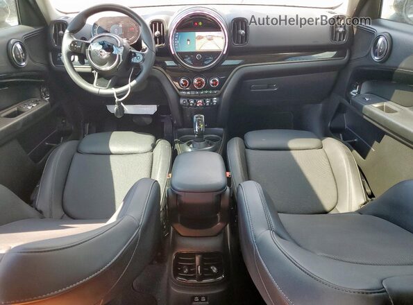 WMZ53BR00R3R41570 2024 MINI COOPER Зеленый Вид панели приборов