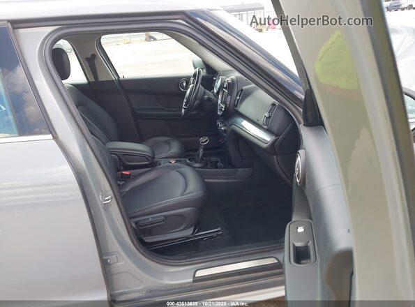 WMZYS7C56K3F45217 2019 MINI COUNTRYMAN Зеленый Вид салона спереди