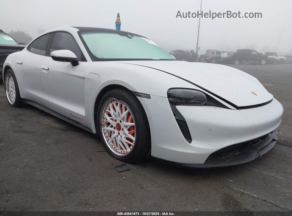 WP0AB2Y14LSA50175 2020 PORSCHE TAYCAN Белый Передняя правая четверть
