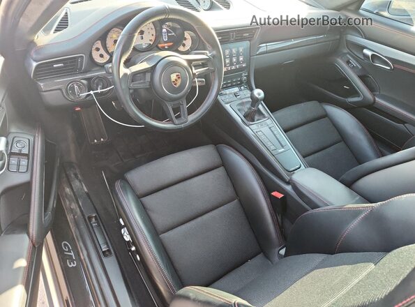 WP0AC2A97JS176344 2018 PORSCHE 911 Silver Vista del salpicadero