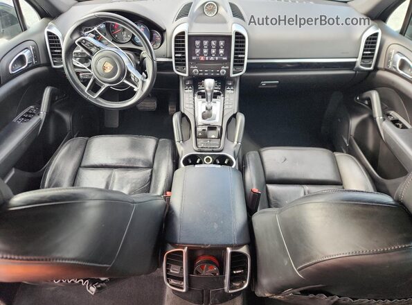 WP1AA2A29JKA05764 2018 PORSCHE CAYENNE Черный Вид панели приборов