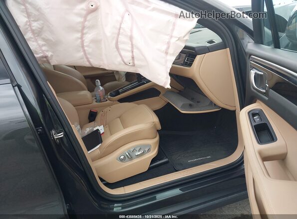 WP1AA2A50PLB01747 2023 PORSCHE MACAN Черный Вид салона спереди