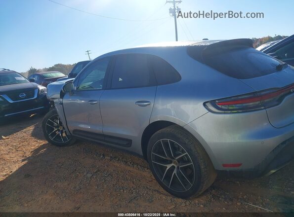 WP1AA2A53PLB18655 2023 PORSCHE MACAN Silver სალონის 360-გრადუსიანი ხედი
