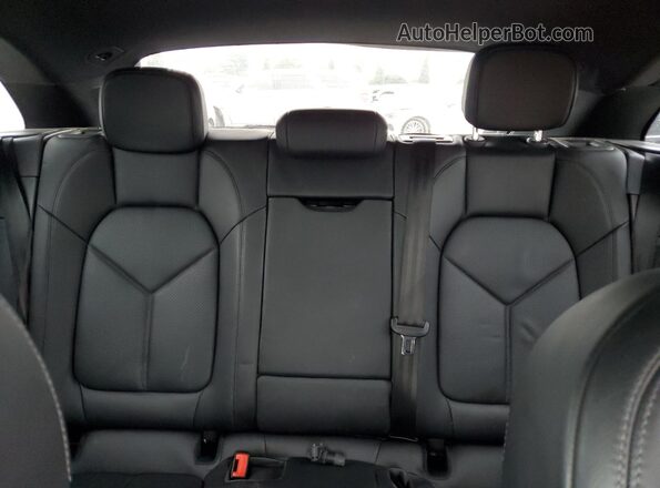 WP1AA2A57MLB07508 2021 PORSCHE MACAN Черный Вид задней части салона