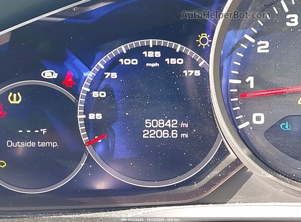 WP1AA2AY6MDA06660 2021 PORSCHE CAYENNE Белый 