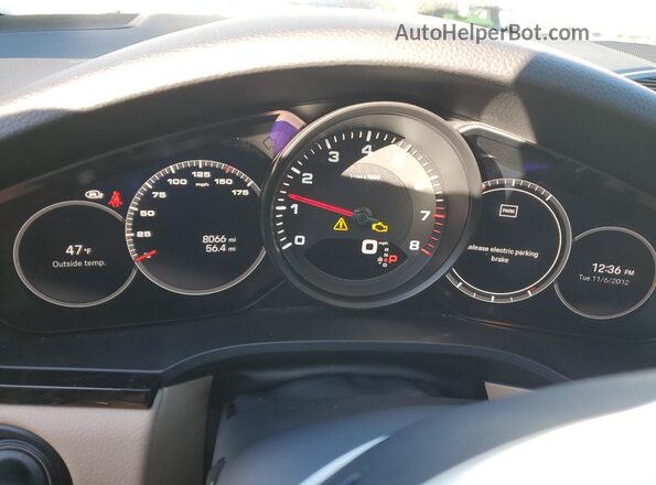 WP1AA2AY8PDA04901 2023 PORSCHE CAYENNE White Vista del cuadro de instrumentos