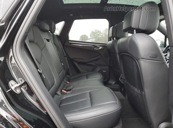 WP1AB2A56LLB36204 2020 PORSCHE MACAN Black Rear seats view