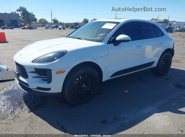 WP1AB2A57MLB30171 2021 PORSCHE MACAN Белый Передняя левая четверть