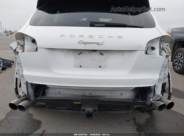 WP1AE2A23JLA72441 2018 PORSCHE CAYENNE Белый Вид спереди