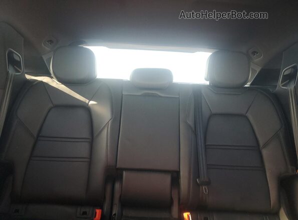 WP1BA2AY7MDA43012 2021 PORSCHE CAYENNE Black Vista de los asientos traseros