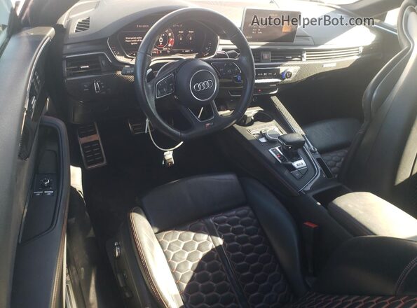 WUAPWAF57JA905243 2018 AUDI RS5 Белый Вид панели приборов
