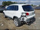 2016 Volkswagen Tiguan Sel Белый vin: WVGAV7AX1GW509026