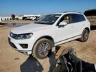 2016 Volkswagen Touareg Sport White vin: WVGEF9BP2GD011101