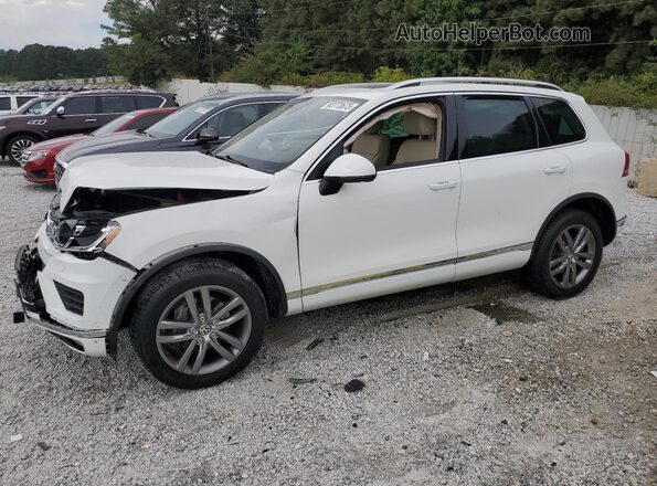 WVGEF9BP7GD011014 2016 VOLKSWAGEN TOUAREG Белый Передняя левая четверть