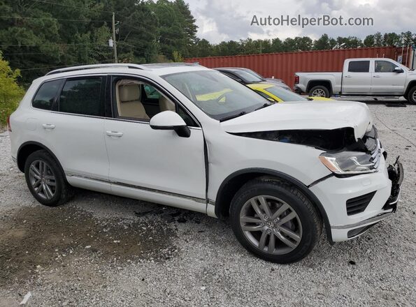 WVGEF9BP7GD011014 2016 VOLKSWAGEN TOUAREG Белый Передняя правая четверть
