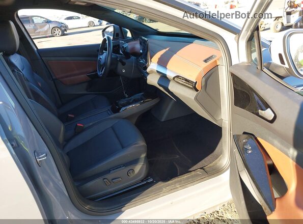 WVGGNPE29NP037545 2022 VOLKSWAGEN ID.4 Синий Вид салона спереди