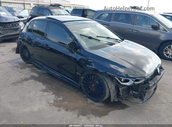 WVWEB7CD2RW133019 2024 VOLKSWAGEN GOLF Черный Передняя правая четверть