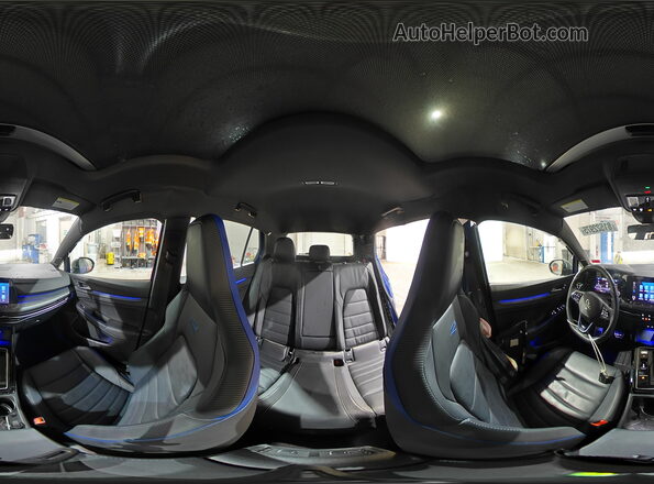 WVWEB7CD9RW233344 2024 VOLKSWAGEN GOLF Blue Vista interior de 360 grados