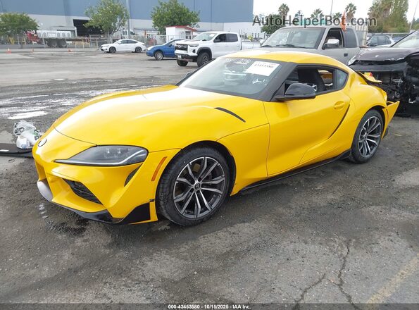 WZ1DB2C07MW042060 2021 TOYOTA GR SUPRA Yellow Передня ліва чверть