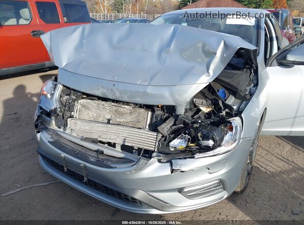 YV140MTL8J2450624 2018 VOLVO S60 Серый Вид спереди