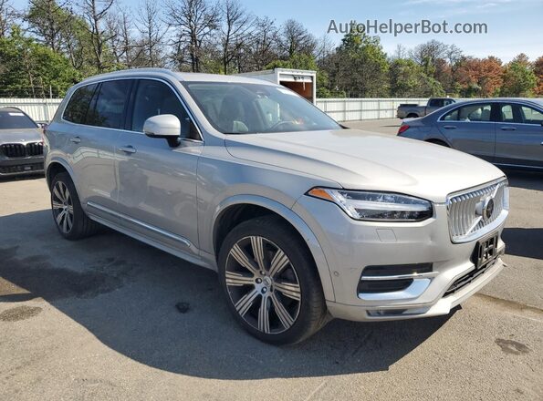 YV4062PA7P1953489 2023 VOLVO XC90 Silver Передня права чверть