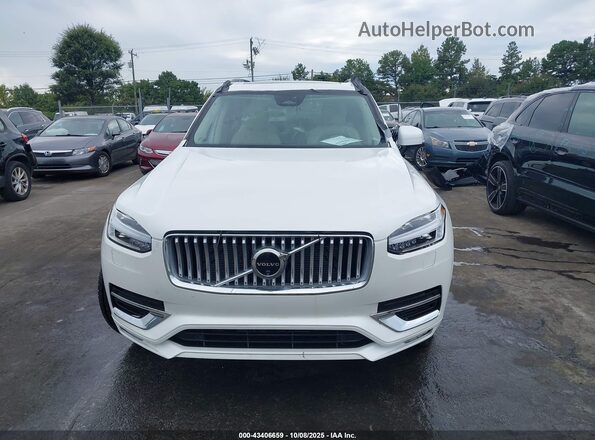 YV4062PE5R1152579 2024 VOLVO XC90 Белый Вид задней части салона