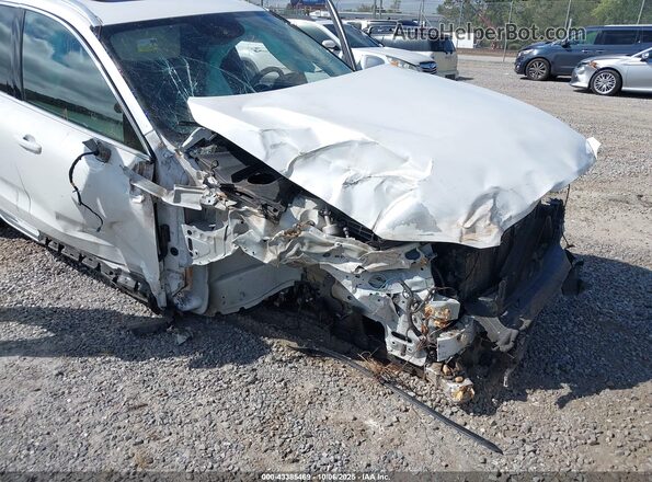YV4102DL4M1860713 2021 VOLVO XC60 Белый Вид спереди