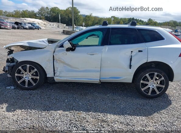YV4102DL4M1860713 2021 VOLVO XC60 Белый Панорамный вид салона 360°