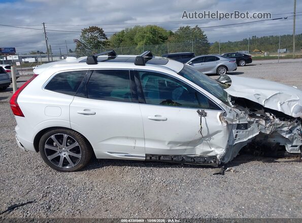 YV4102DL4M1860713 2021 VOLVO XC60 Белый Вид задней части салона