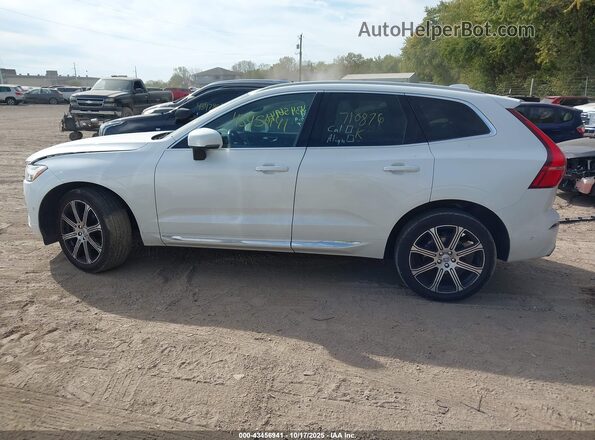YV4102RL5M1710876 2021 VOLVO XC60 Белый Панорамный вид салона 360°