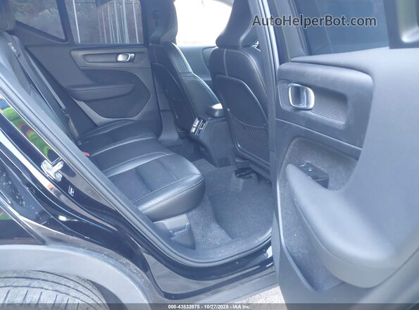 YV4162UK2M2496646 2021 VOLVO XC40 Черный Вид наклейки с VIN-кодом