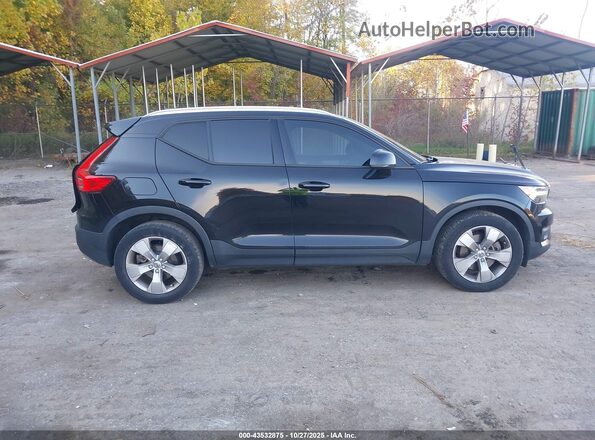 YV4162UK2M2496646 2021 VOLVO XC40 Черный Вид задней части салона