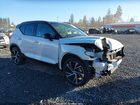 2021 Volvo Xc40 T5 R-design Белый vin: YV4162UM2M2573047