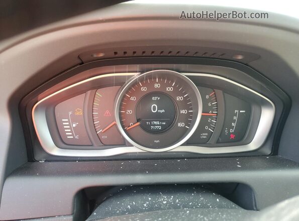 YV440MDU2H2018759 2017 VOLVO XC60 Black Widok zestawu wskaźników