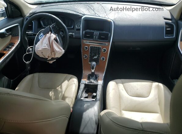 YV440MDU2H2018759 2017 VOLVO XC60 Black Widok deski rozdzielczej