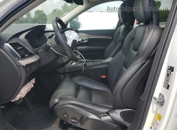 YV4A221L7M1676560 2021 VOLVO XC90 Белый Вид салона спереди