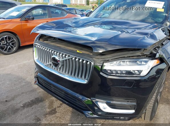 YV4A22PL3N1787759 2022 VOLVO XC90 Черный Вид спереди