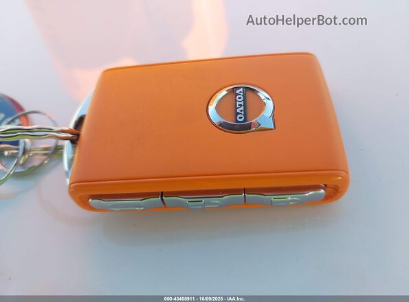 YV4BR0CL6M1761858 2021 VOLVO XC90 RECHARGE PLUG-IN HYBRID Синий Вид панели приборов